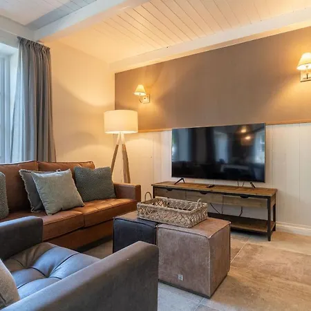 Reetdachhaus Unter Reet Reetdachhaus Unter Reet I Holiday home Bohl