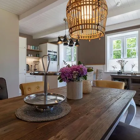 Feriehus Reetdachhaus Unter Reet Reetdachhaus Unter Reet I *