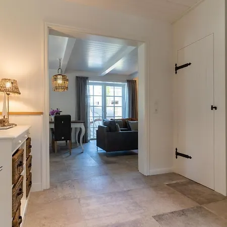 Reetdachhaus Unter Reet Reetdachhaus Unter Reet I Feriehus Böhl
