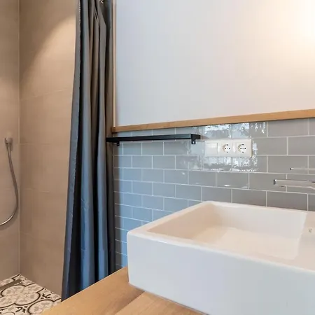 Reetdachhaus Unter Reet Reetdachhaus Unter Reet I *