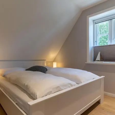 Feriehus Reetdachhaus Unter Reet Reetdachhaus Unter Reet I *