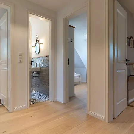 Reetdachhaus Unter Reet Reetdachhaus Unter Reet I Feriehus Böhl