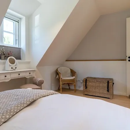 Feriehus Reetdachhaus Unter Reet Reetdachhaus Unter Reet I *