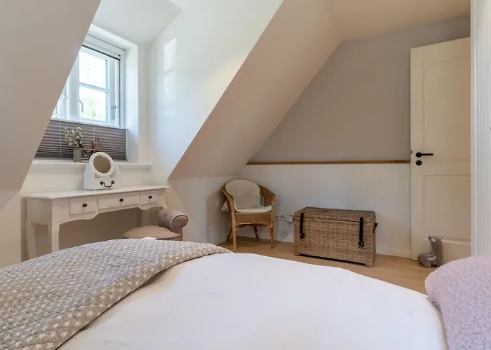 Casa de Férias Reetdachhaus Unter Reet Reetdachhaus Unter Reet I *