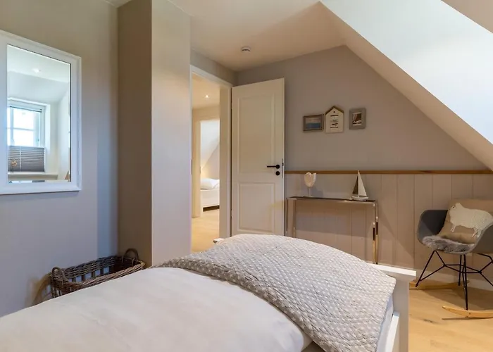 Reetdachhaus Unter Reet Reetdachhaus Unter Reet I Casa de Férias *