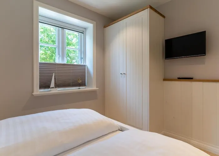 Reetdachhaus Unter Reet Reetdachhaus Unter Reet I